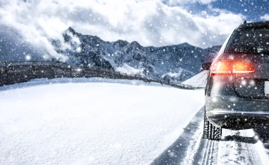 Mobilité en hiver : nous vous expliquons tout ce qu’il faut savoir sur les équipements spéciaux